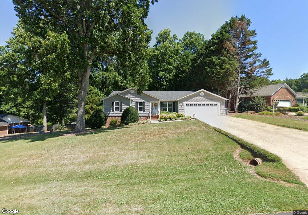 843 Rockcliff Terrace, Asheboro, NC 27205 - photo 1