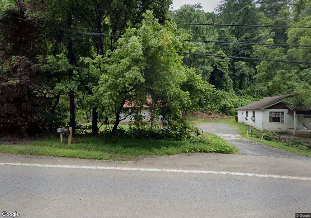 688 Dalton St, Ellijay, GA 30540 - photo 1