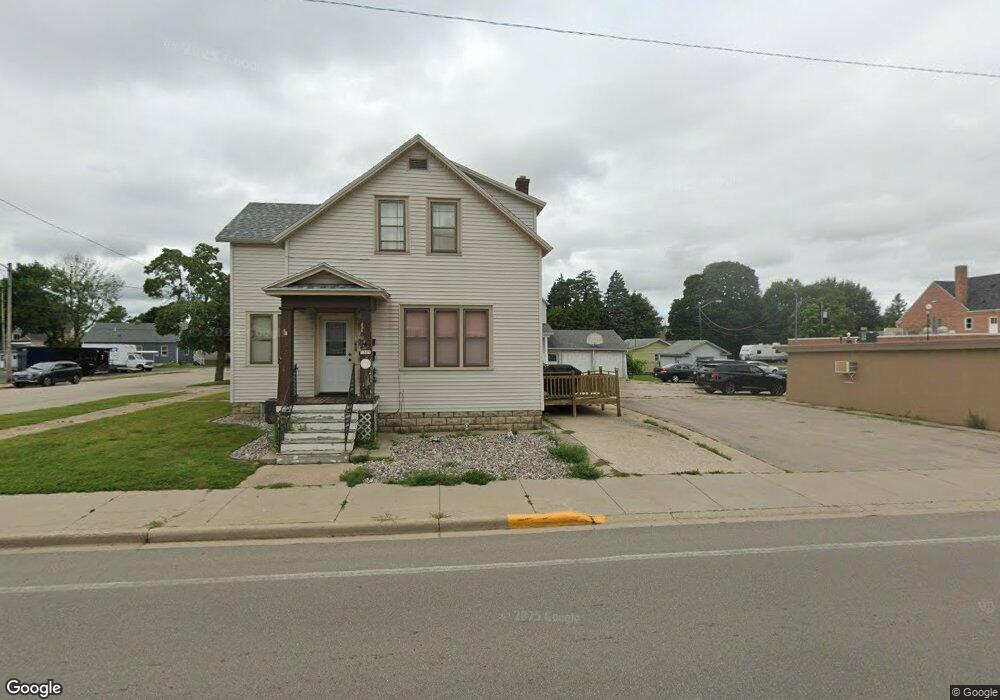 1304 13th Ave, Menominee, MI 49858 - photo 1