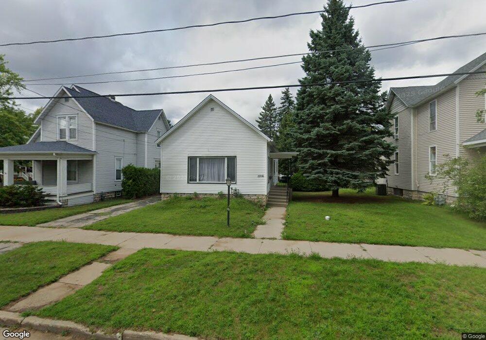 1316 13th Ave, Menominee, MI 49858 - photo 1