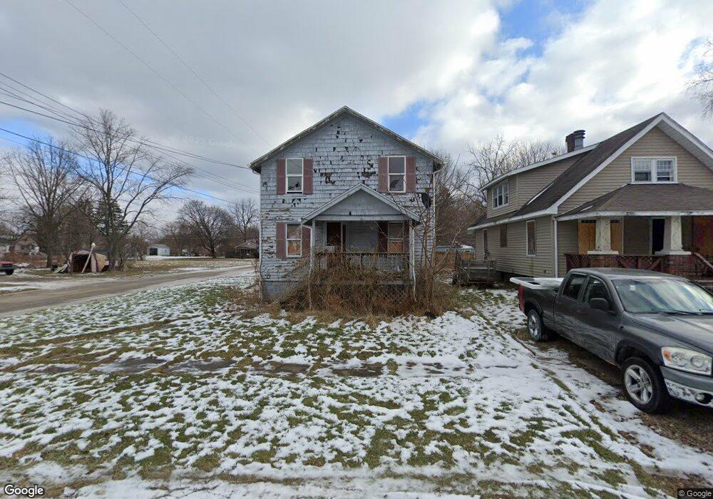 951 Knapp Ave, Flint, MI 48503 - photo 1