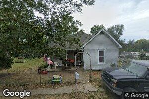 104 Spruce St, Bunceton, MO 65237