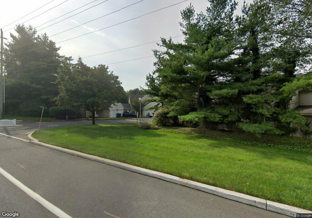 21 Commons Dr unit 21, Neptune, NJ 07753 - photo 1