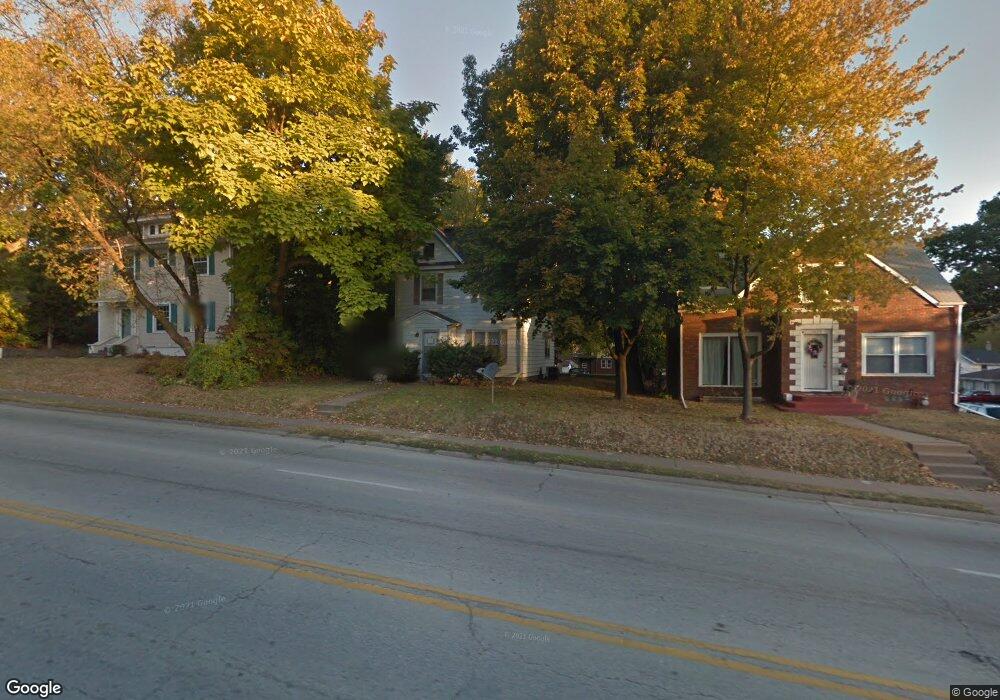 1022 E Locust St, Davenport, IA 52803 - photo 1