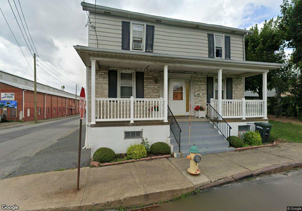 258 S Cedar St, Hazleton, PA 18201 - photo 1