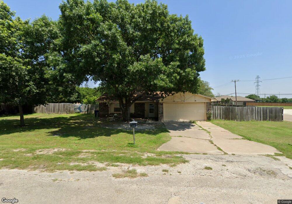 2600 N Preston St, Ennis, TX 75119 - photo 1