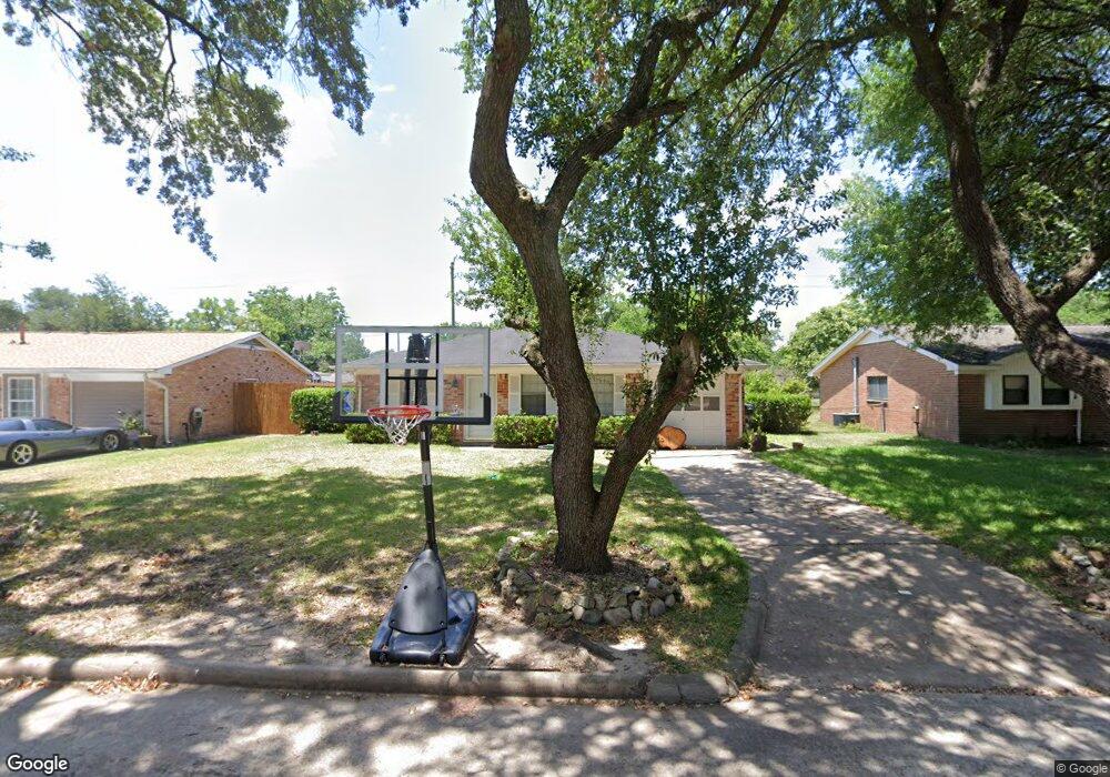 10818 Twig Dr, Houston, TX 77089 - photo 1