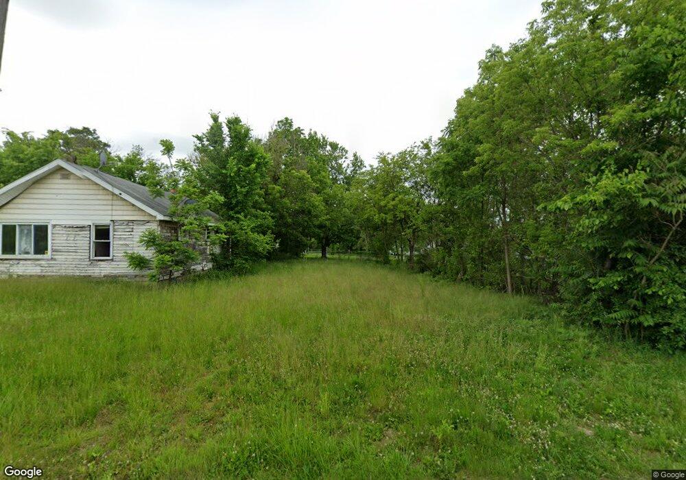 1219 W Juliah Ave, Flint, MI 48505 - photo 1