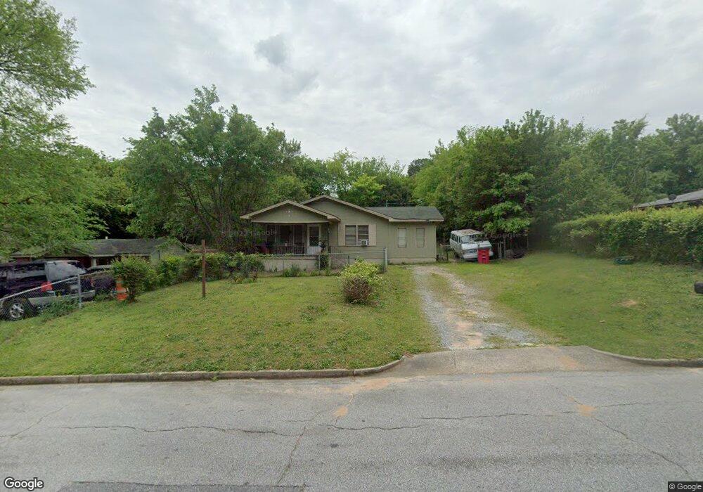 530 Robert Henry St, Macon, GA 31206 - photo 1