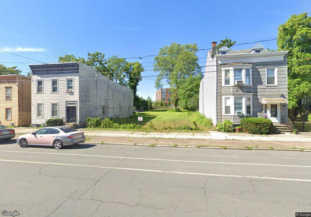 526 Clinton Ave, Albany, NY 12206 - photo 1