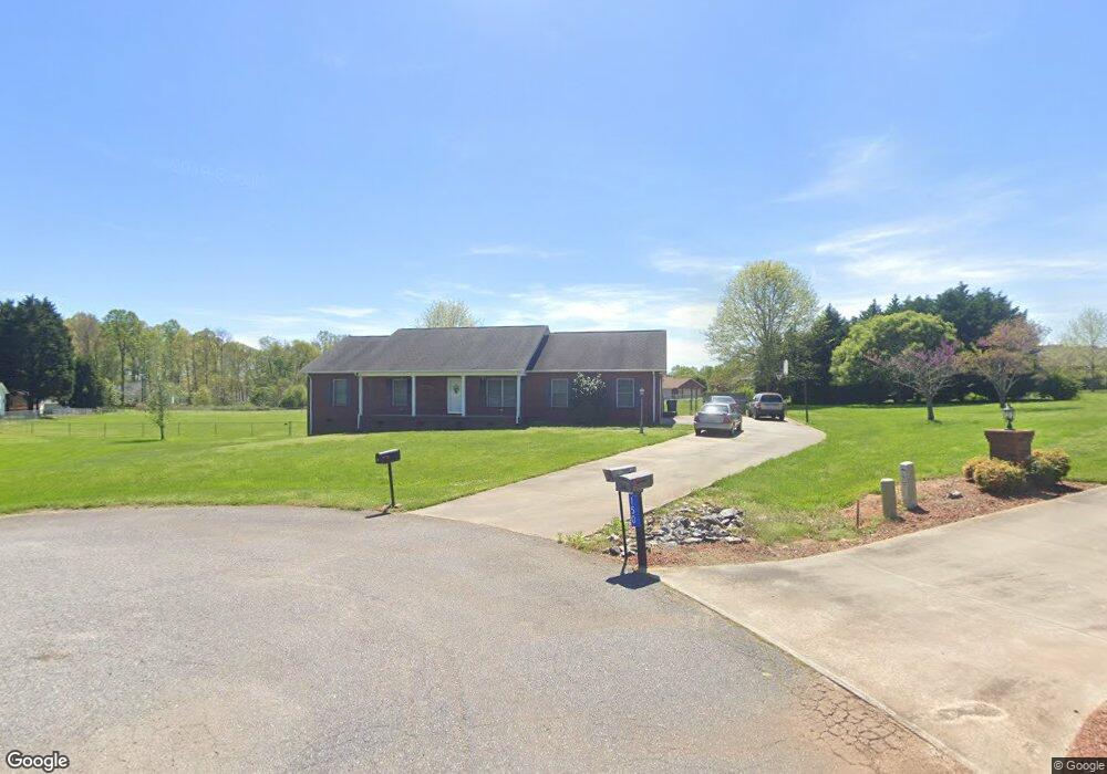 149 Westview Ln, Statesville, NC 28625 - photo 1