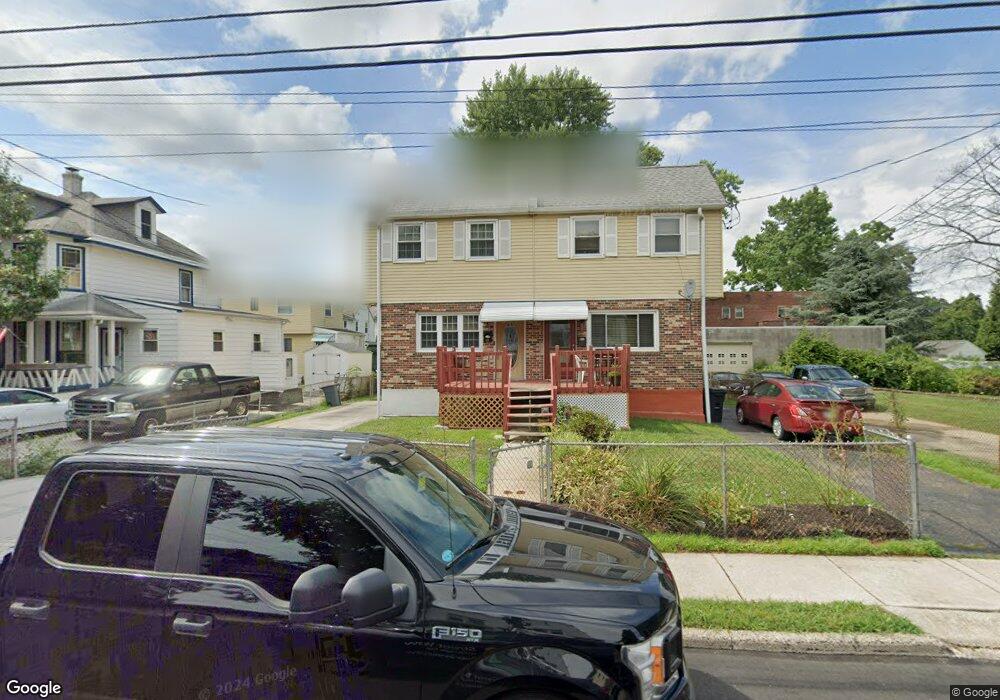 817 Beechwood Ave, Darby, PA 19023 - photo 1