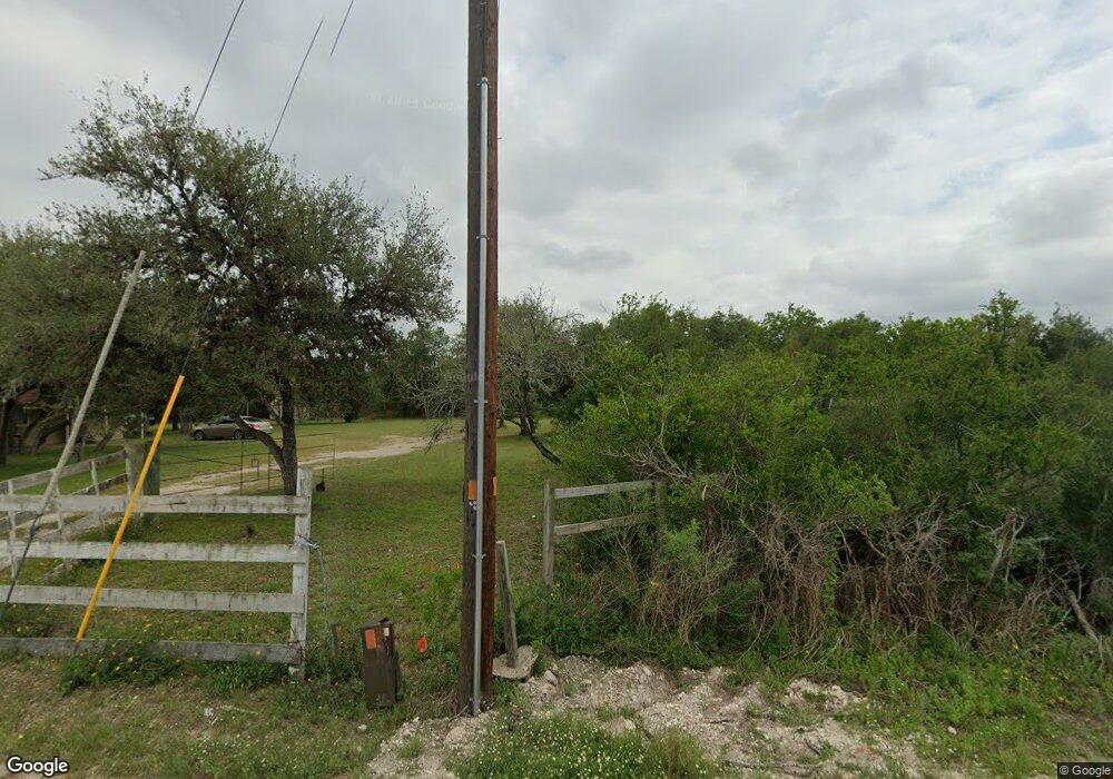 2525 Orange Ln, Beeville, TX 78102 - photo 1
