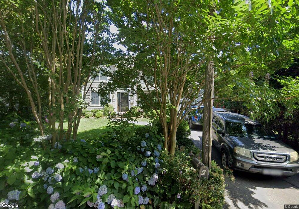 4 Hazel Rd, Port Washington, NY 11050 - photo 1