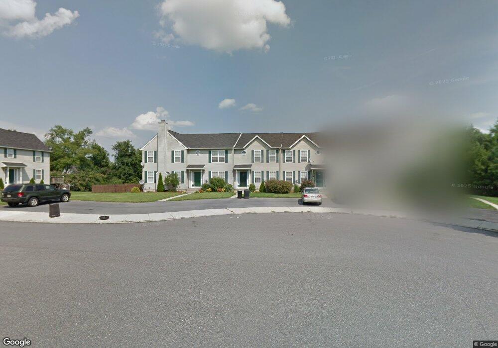 617 Abbe Ct, Freemansburg, PA 18017 - photo 1