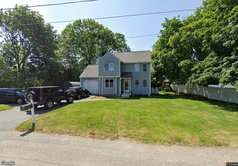 17 Gloria St, Uxbridge, MA 01569 - photo 1