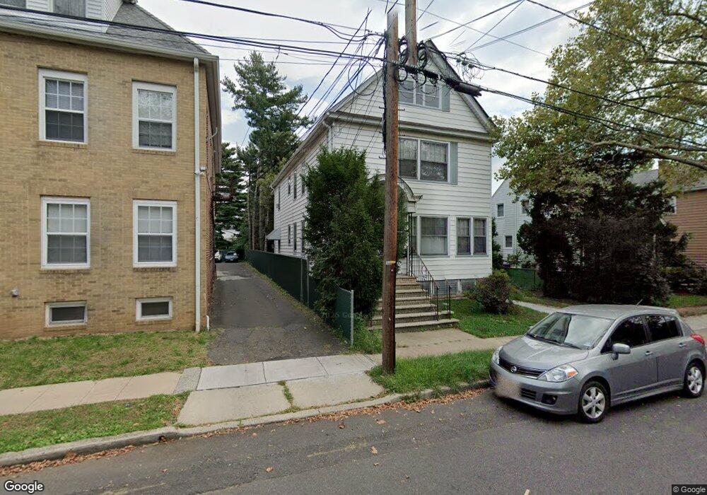 542 E Blancke St unit 2, Linden, NJ 07036 - photo 1