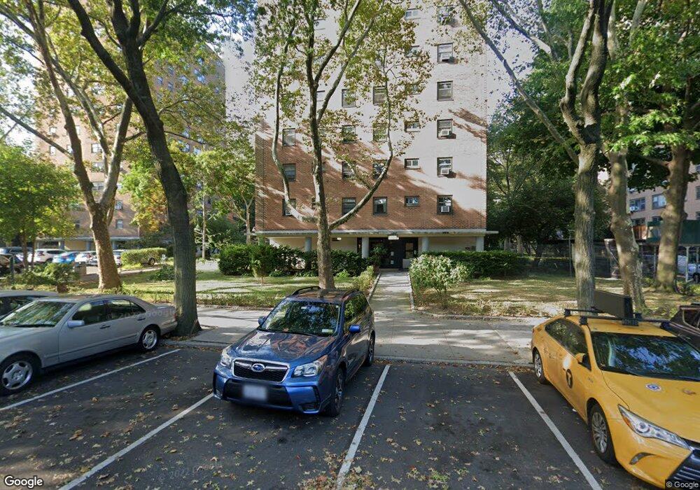 2180 33rd Rd unit b5, Astoria, NY 11106 - photo 1