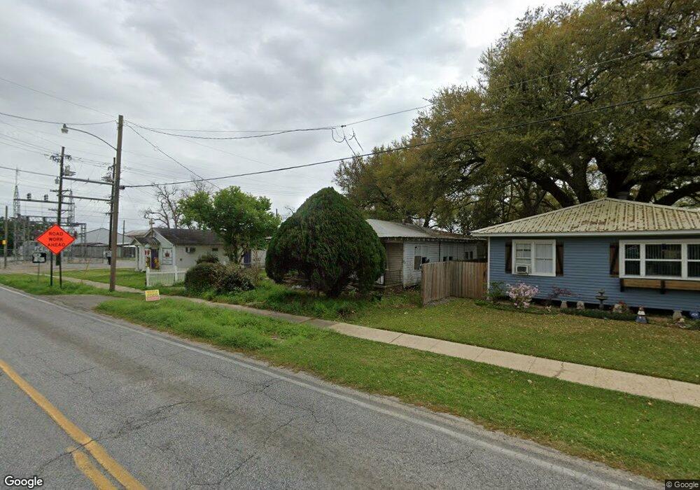 418 N Landry Dr, New Iberia, LA 70560 - photo 1