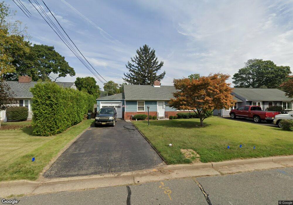 40 Ramsey Rd, Middlesex, NJ 08846 - photo 1