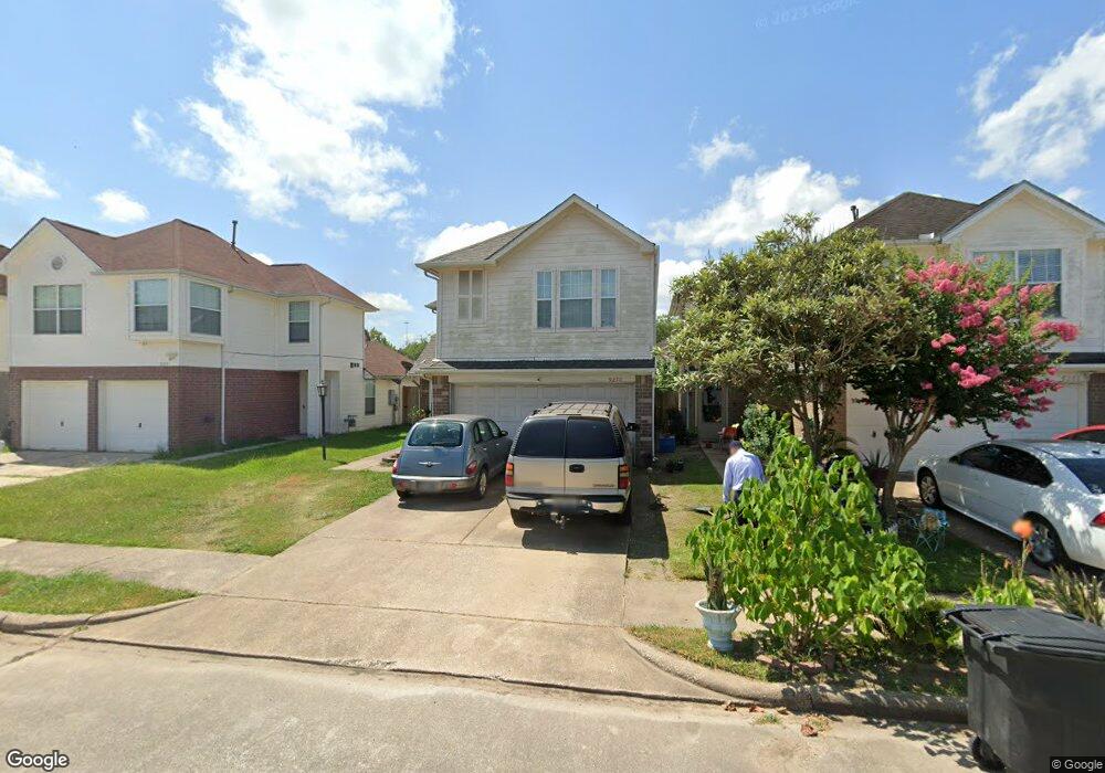 9270 Kingsflower Cir, Houston, TX 77075 - photo 1
