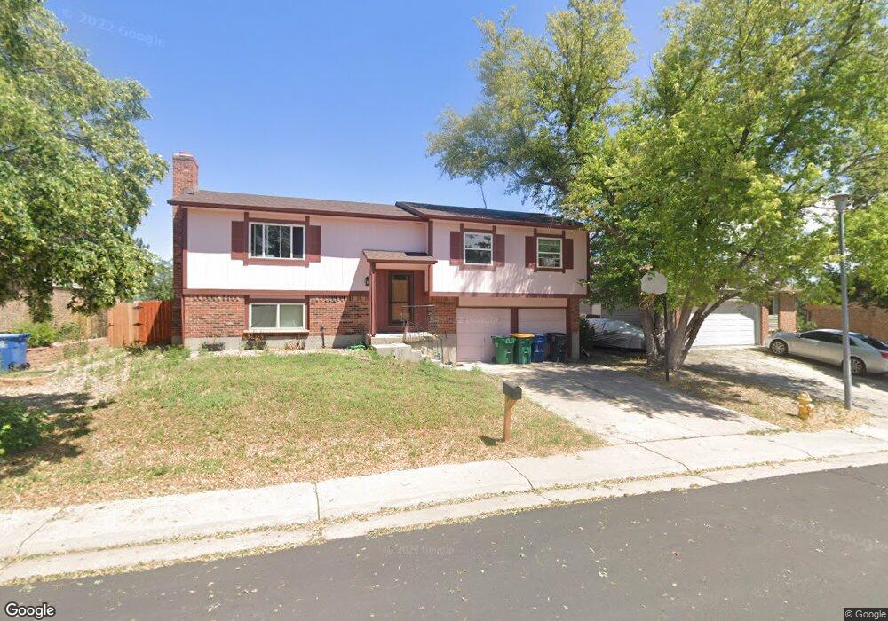 1588 S Elkhart St, Aurora, CO 80012 - photo 1