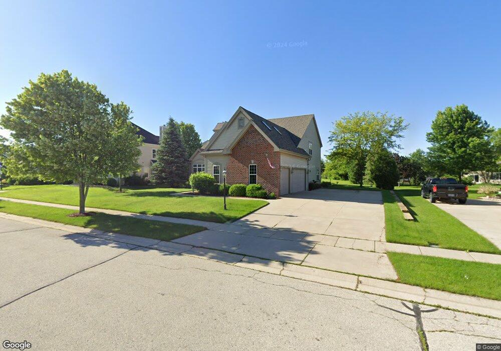 259 Ridgeway Path, Oconomowoc, WI 53066 - photo 1