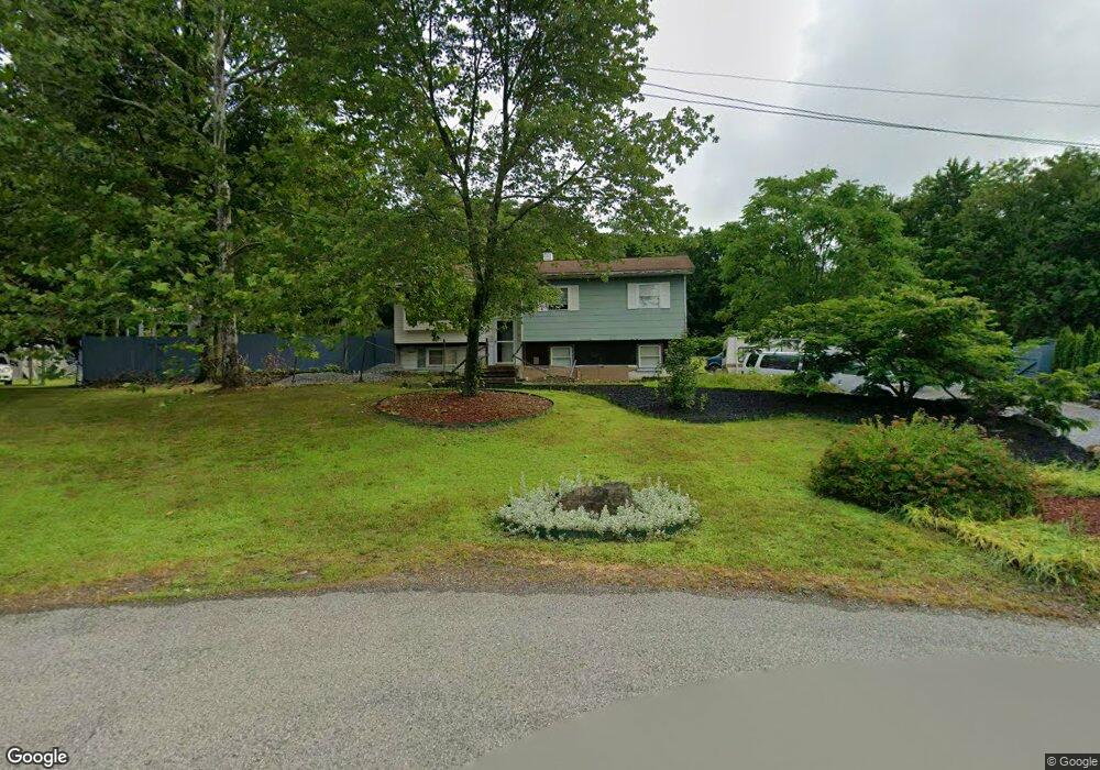 8 Cresthill Ln, Poughkeepsie, NY 12601 - photo 1