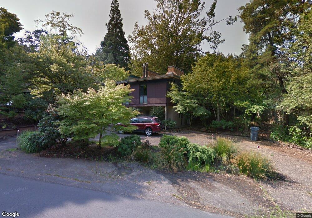 2120 Summit Ave, Eugene, OR 97403 - photo 1