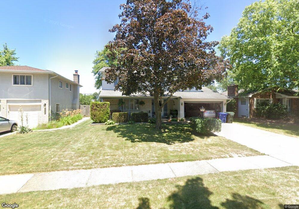 1680 Sugarmaple Dr, Columbus, OH 43229 - photo 1