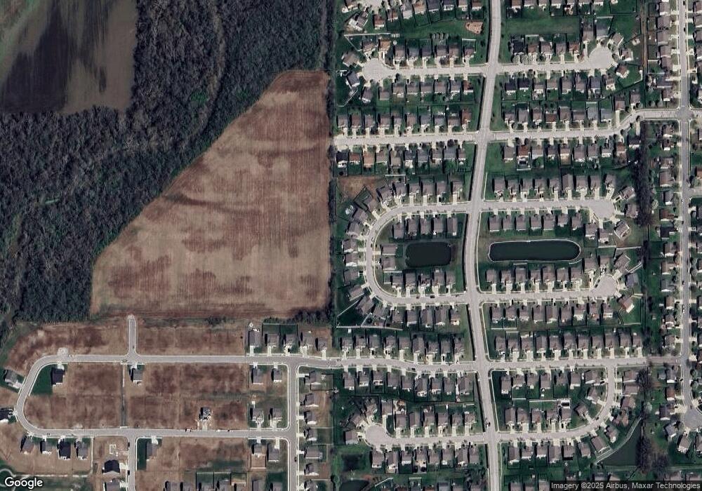 1624 Woodside Cir, Franklin, IN 46131 - photo 1