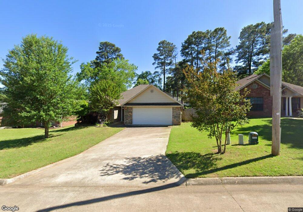 502 E Greenfield Dr, Wake Village, TX 75501 - photo 1