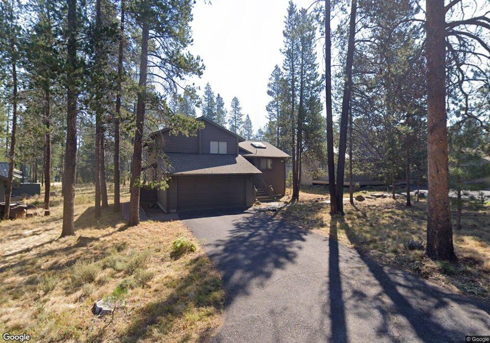 57718 Tan Oak Ln, Bend, OR 97707 - photo 1
