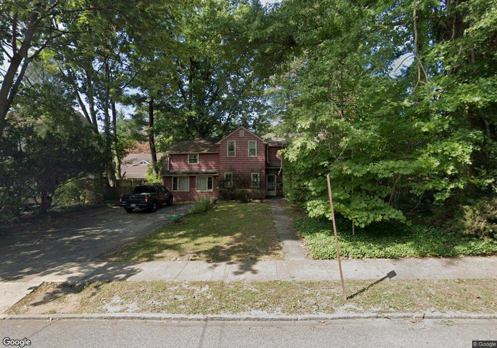 560 Riverview Rd, Swarthmore, PA 19081 - photo 1