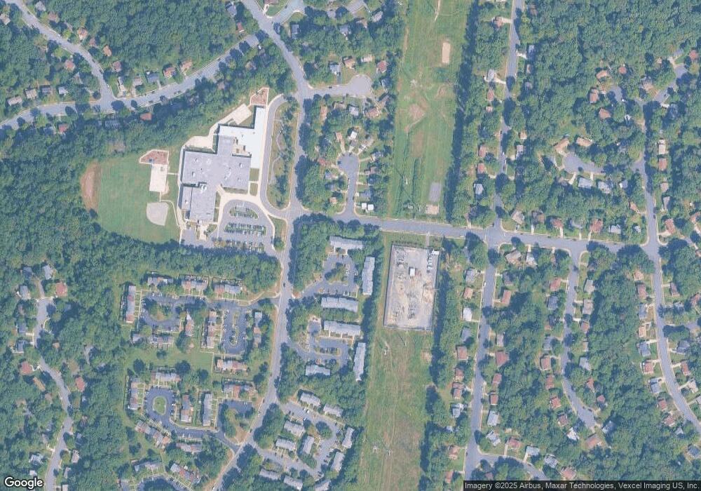 2752 Bordeaux Place unit 25A12, Woodbridge, VA 22192 - photo 1