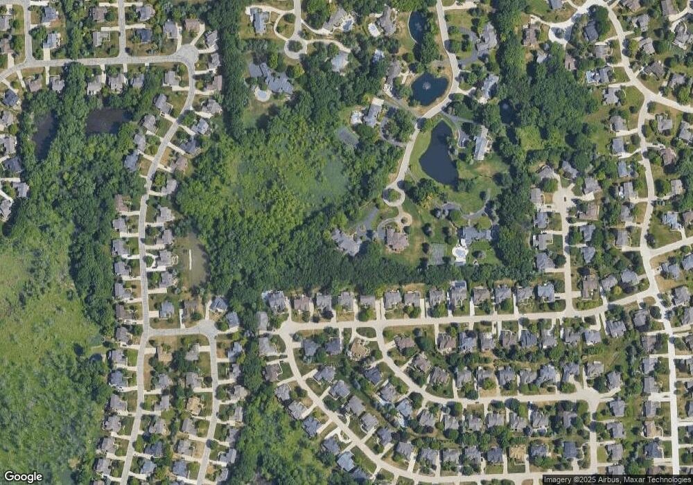 1935 Oak Pointe Dr, Rochester Hills, MI 48306 - photo 1