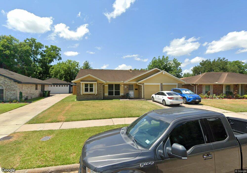 9914 Kirkdale Dr, Houston, TX 77089 - photo 1