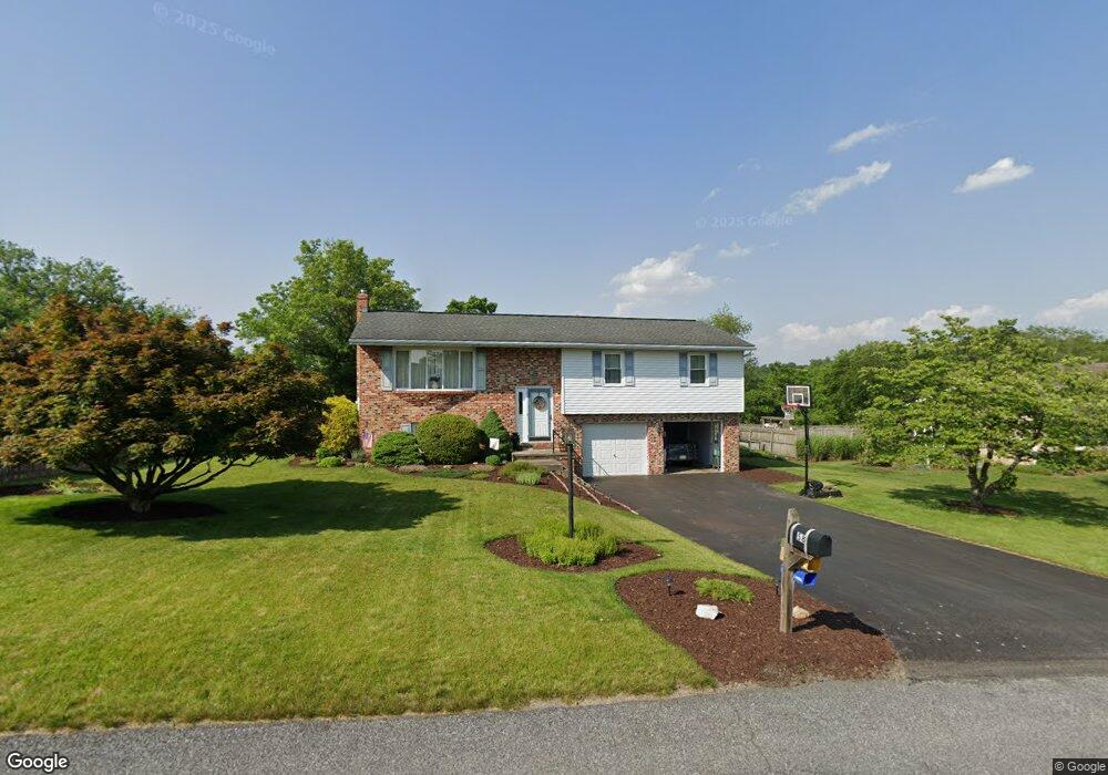 58 Jameslee Dr, Chambersburg, PA 17202 - photo 1