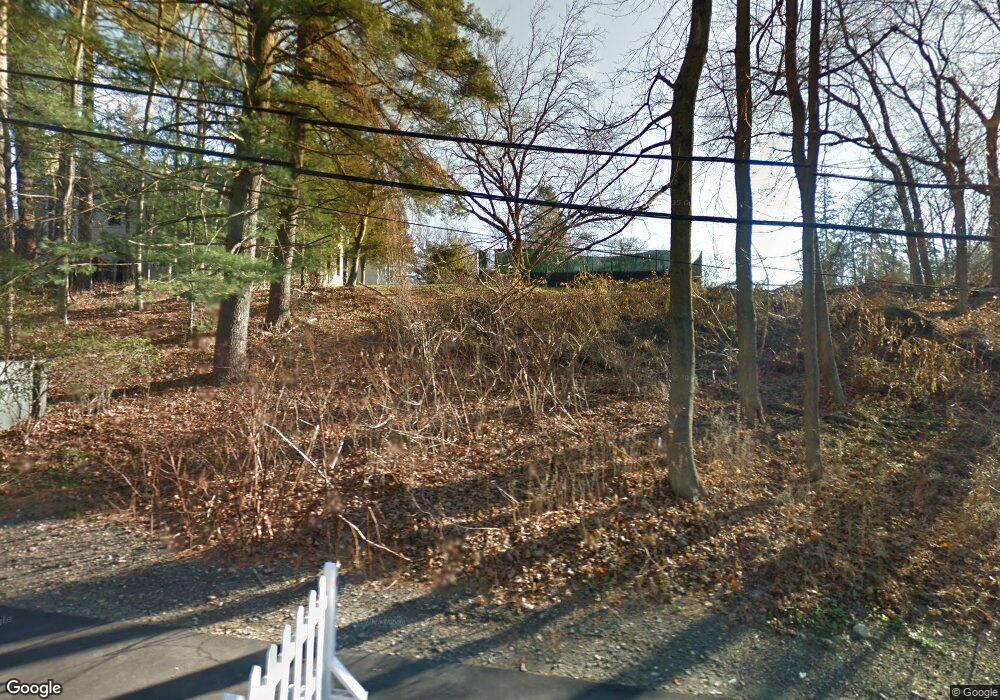 35 Ridgeway, Greenwich, CT 06831 - photo 1