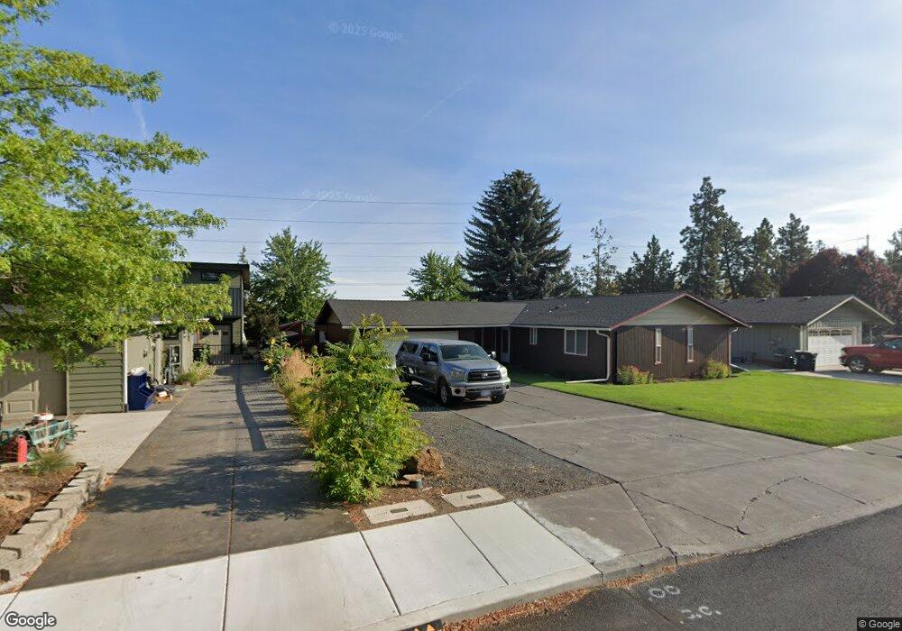 430 SW Blakely Ct, Bend, OR 97702 - photo 1