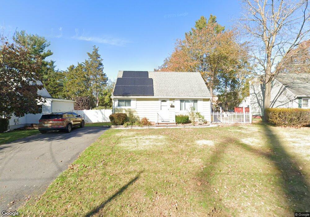 8 Longfield Rd, New Brunswick, NJ 08901 - photo 1