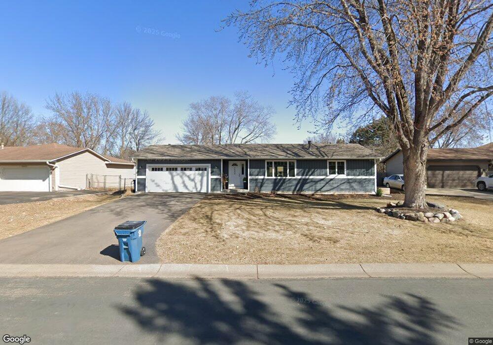 9888 Deerwood Ln N, Maple Grove, MN 55369 - photo 1