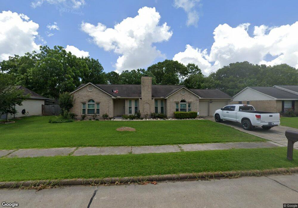 1303 Bayou Oak Dr, Friendswood, TX 77546 - photo 1