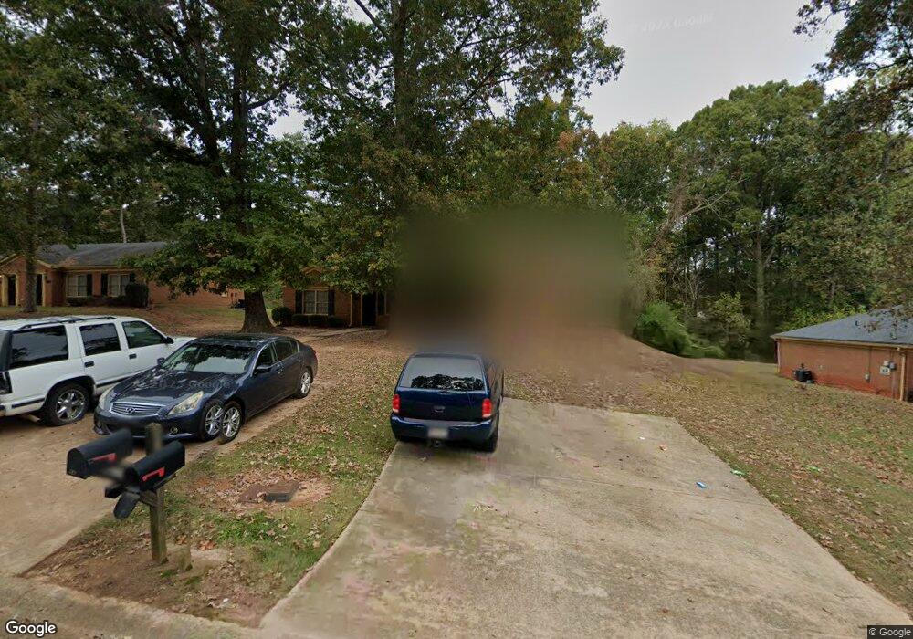 569 Telfair Ct, Suwanee, GA 30024 - photo 1