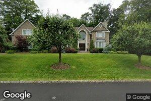 28 Birchwood Dr, Woodcliff Lake, NJ 07677