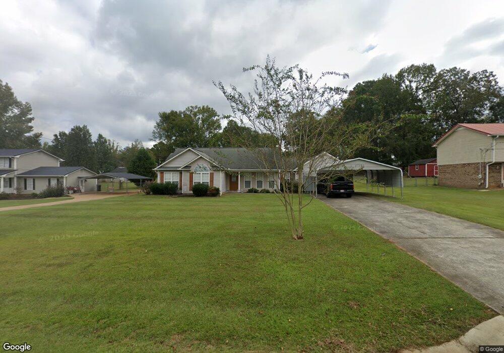 1719 Round Hill Rd, Weaver, AL 36277 - photo 1