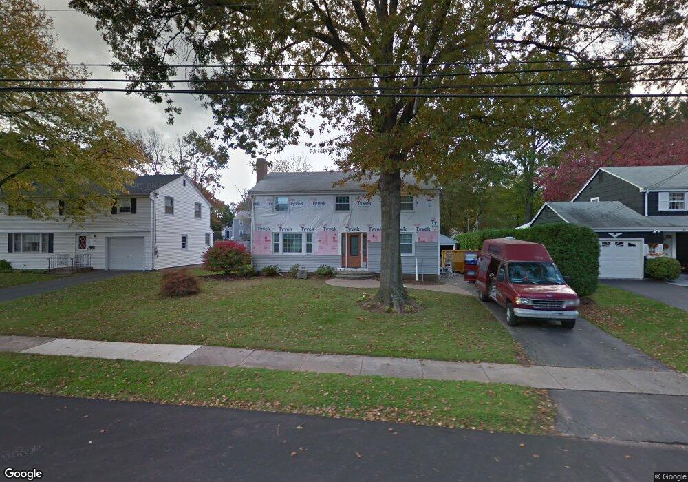 19 Valley Crest Dr, West Hartford, CT 06110 - photo 1