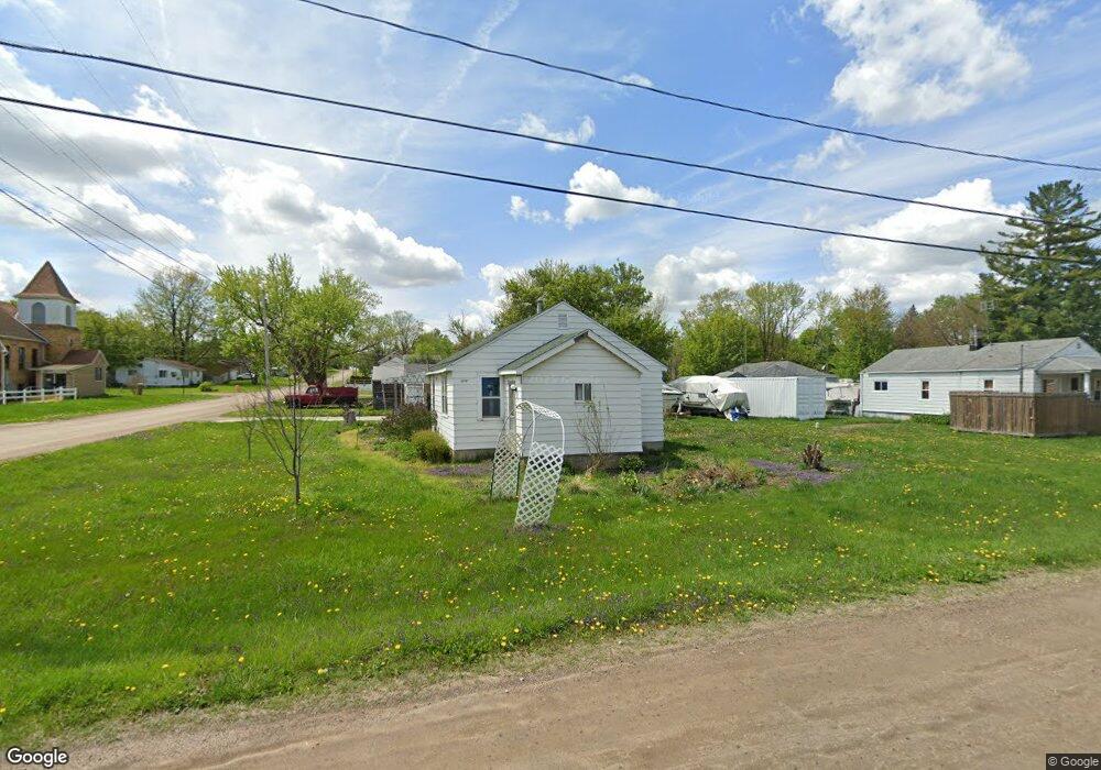 2118 Algonac Dr, Flint, MI 48532 - photo 1