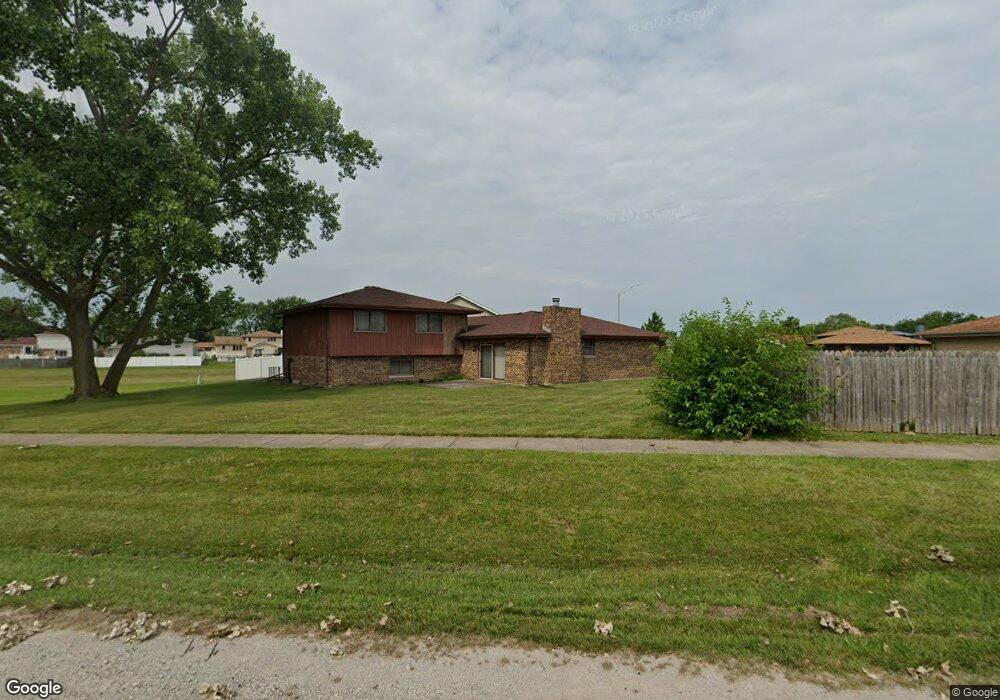 17725 Oakwood Ave, Country Club Hills, IL 60478 - photo 1