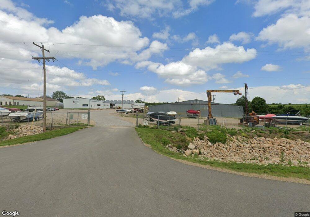 1444 SW Auburn Rd, Topeka, KS 66615 - photo 1